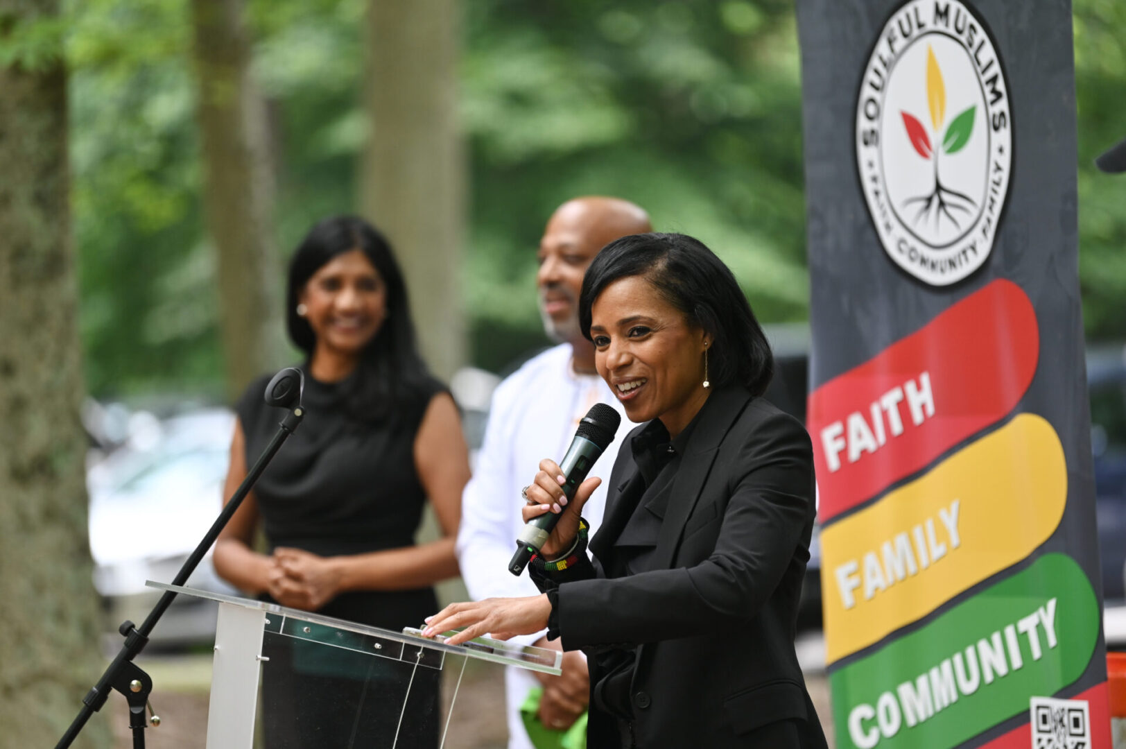 Soulful Eid Alsobrooks accepting Endorsement with a mic